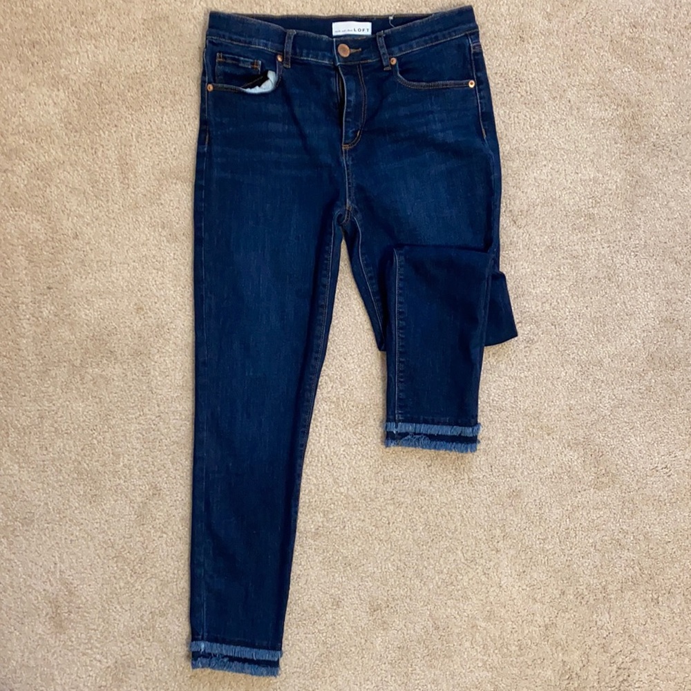 EEEUC LOFT Modern Skinny Jeans